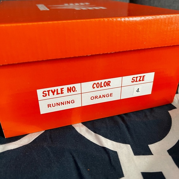 Whataburger kids shoes - Picture 2 of 8